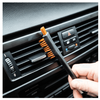 Triple Duty Detail Brush