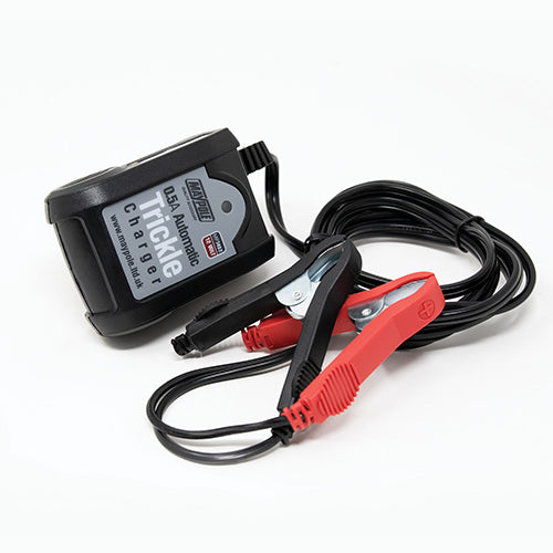12V DC Automatic Trickle Battery Charger