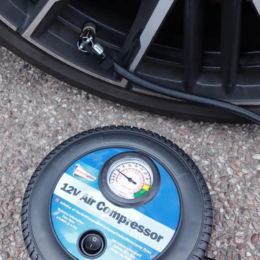 Streetwize 250PSI 12V Tyre Shape Analogue Air Compressor With