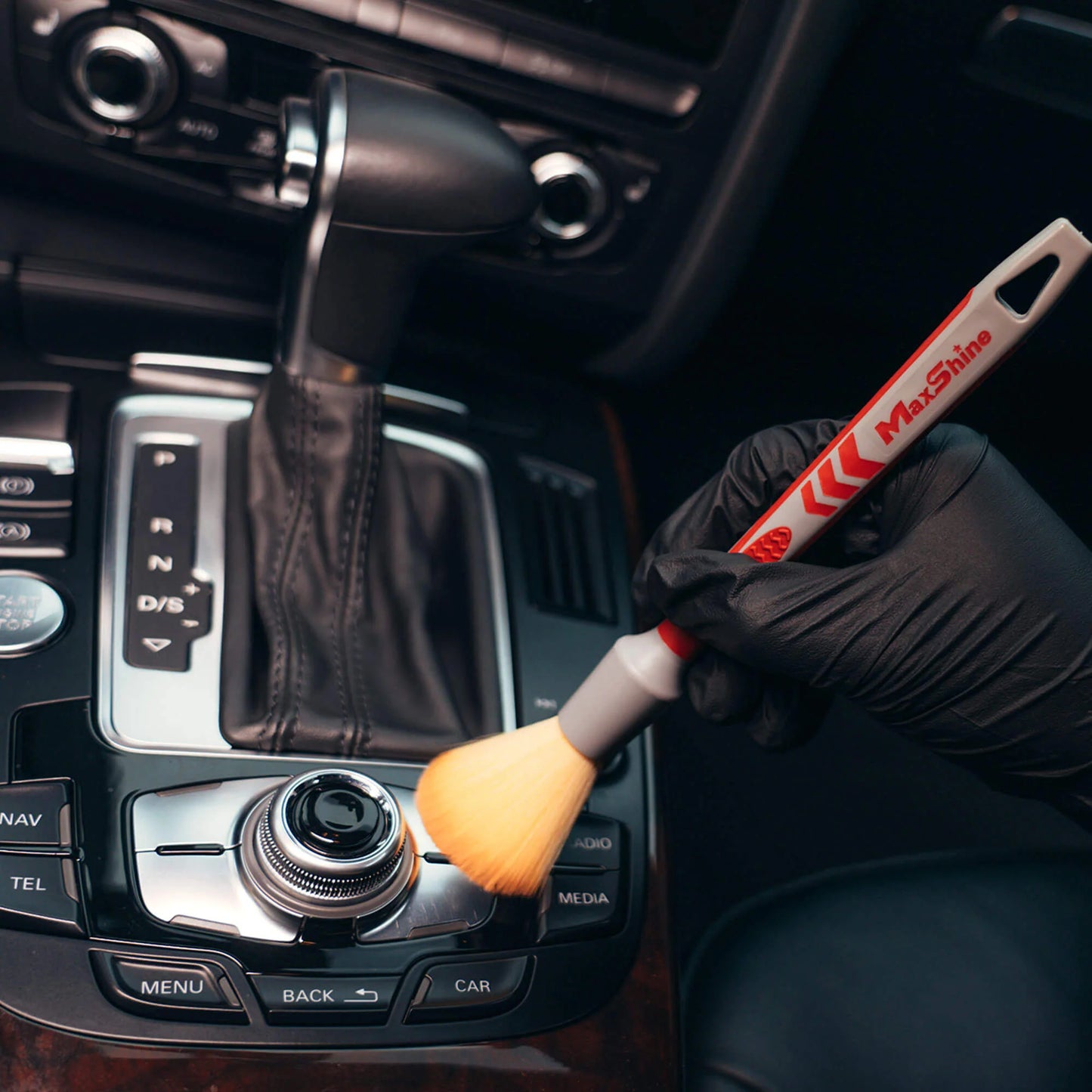 Detailing Brush – Red & Grey - Ultra Soft 14mm